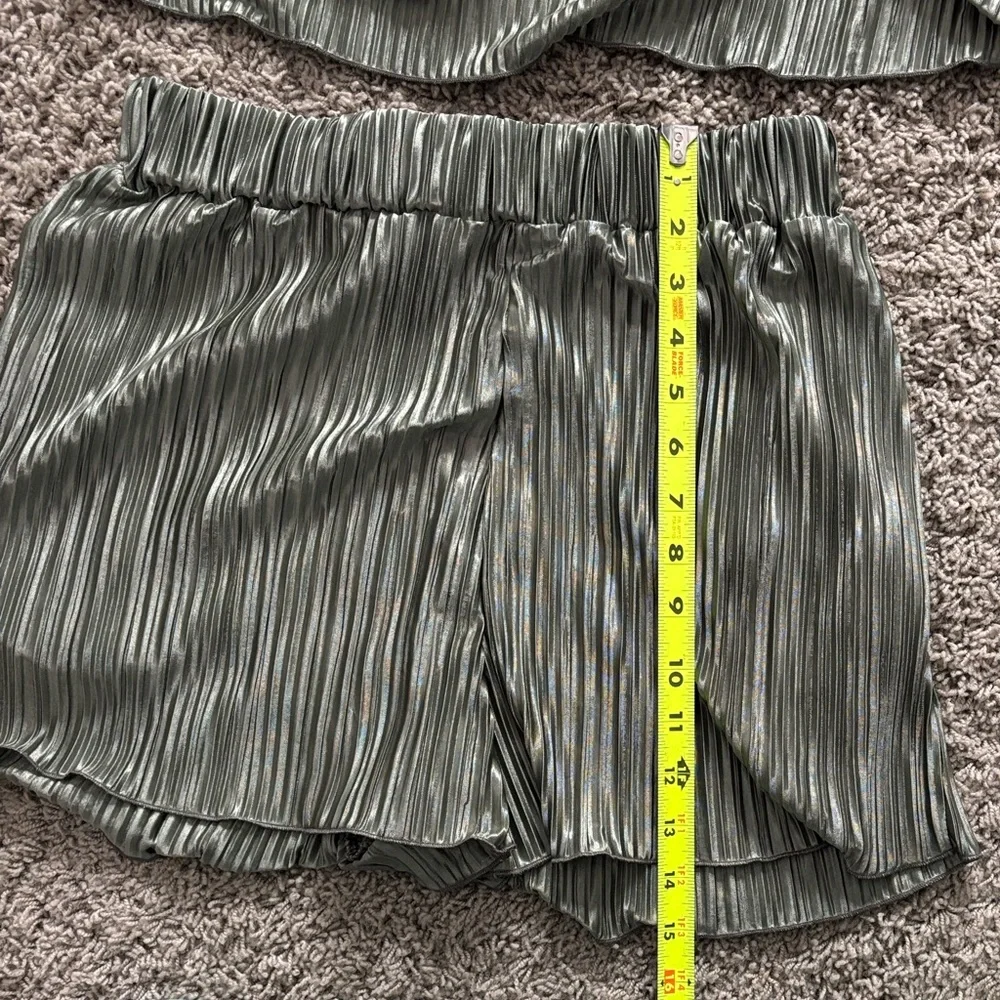 SHEIN Metallic Olive Green pleated shirt and shorts matching set